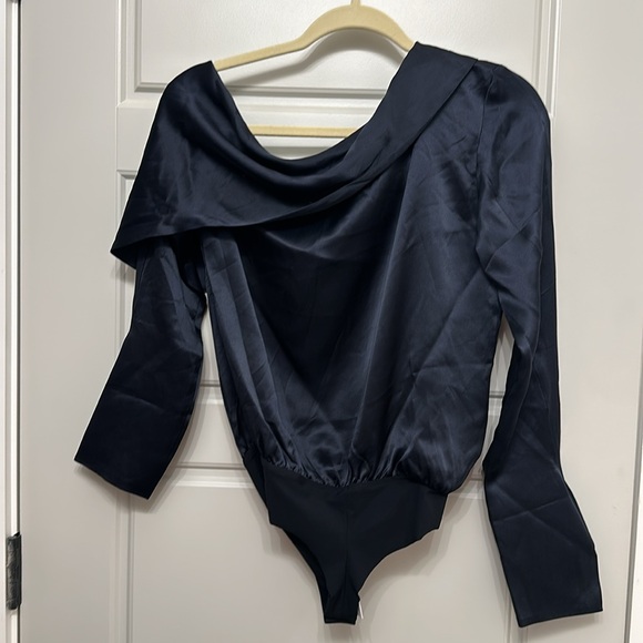 ALIX NYC Clara 100% Silk Bodysuit - Picture 6 of 10